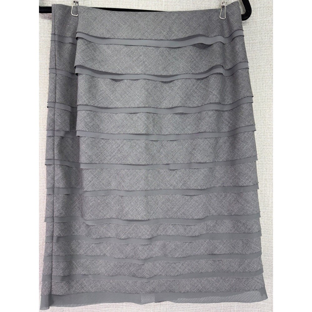 White House Black Market Wool Blend Tiered Pencil Skirt Women's Size 6 Gray - Picture 2 of 6